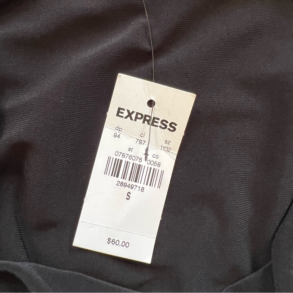 Express, off the shoulder dress, size small. - Picture 7 of 9